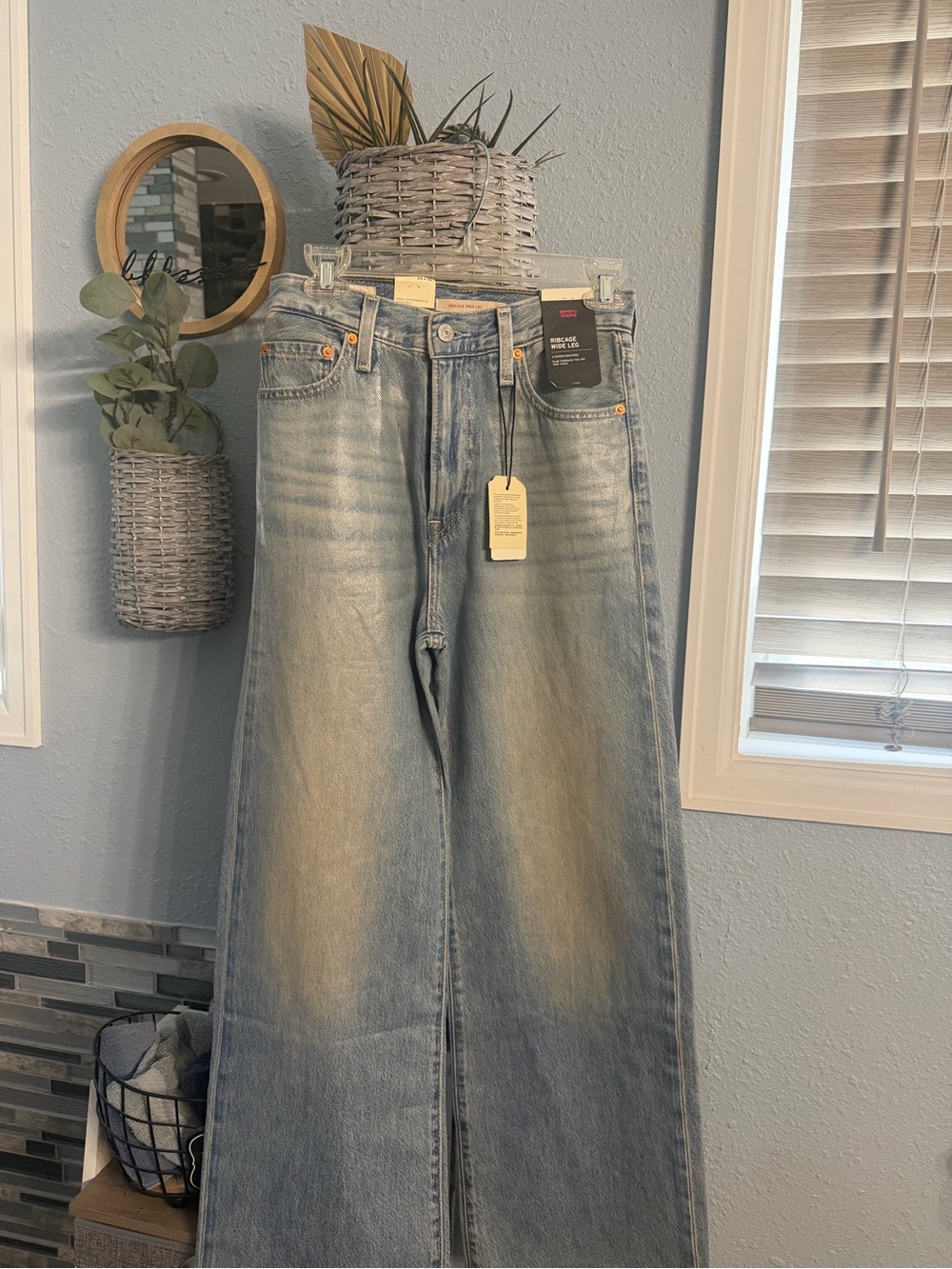New Levi's Ribcage Jeans size 25 x 30 - Picture 5 of 5